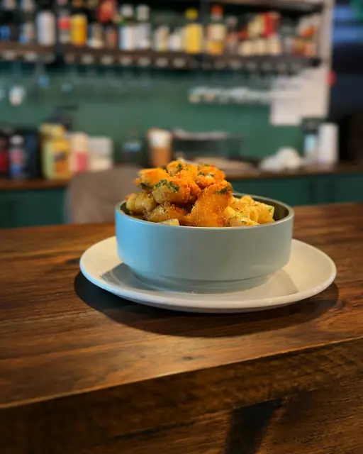 Mac & cheese at the bar