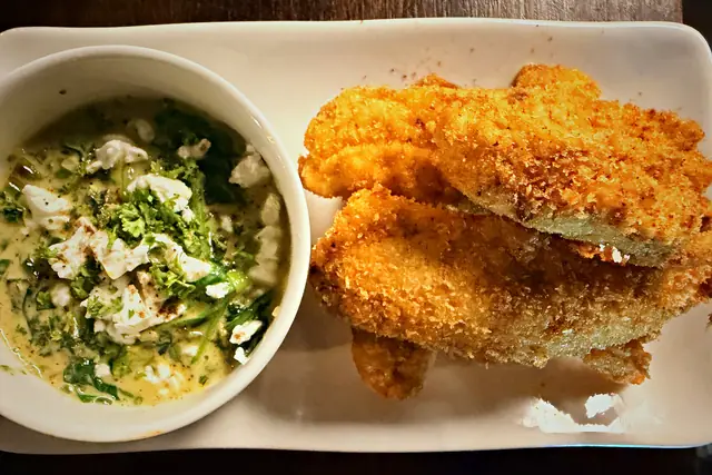 Schnitzel & creamed spinach